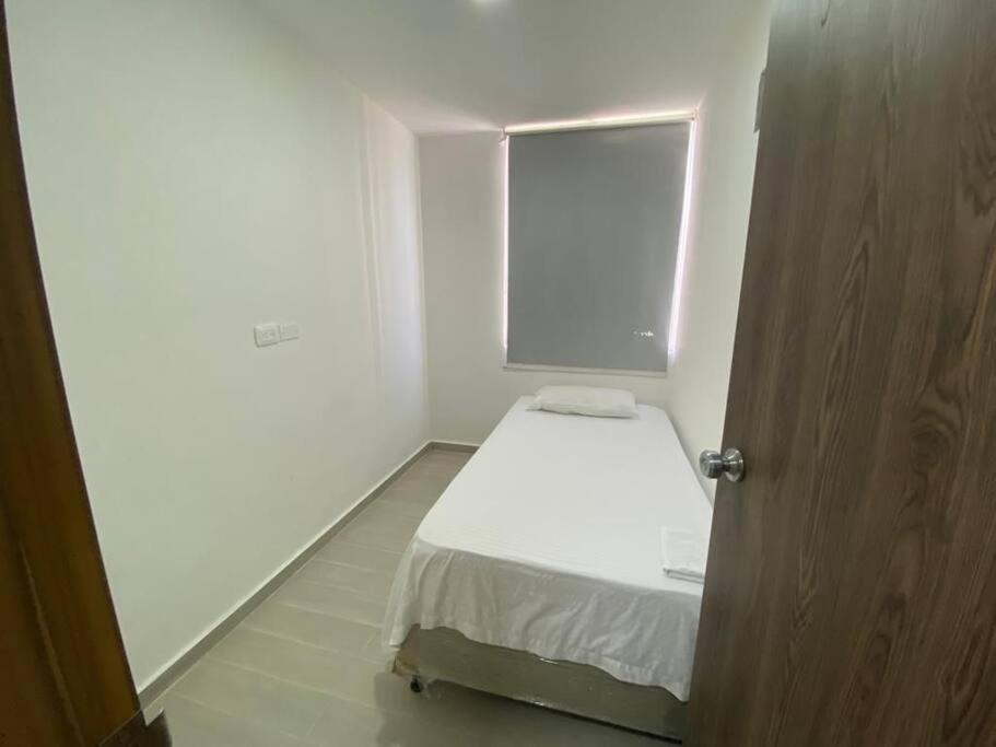 Apto Con Excelente Ubicacion. Apartment *